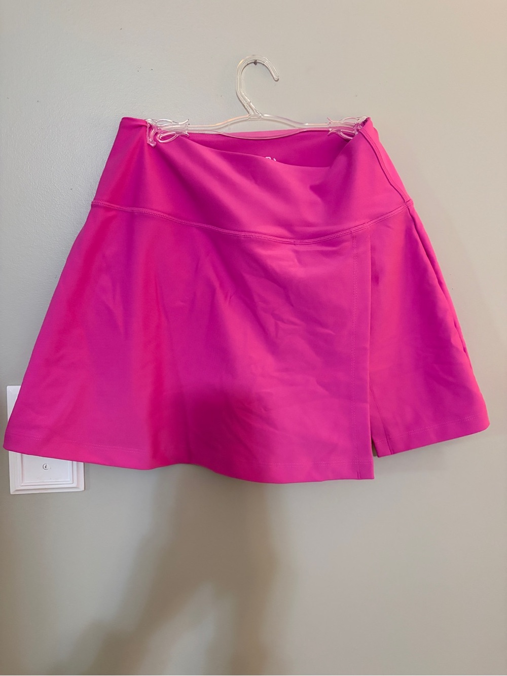 Abercrombie YPB Women's hot pink tennis Skort